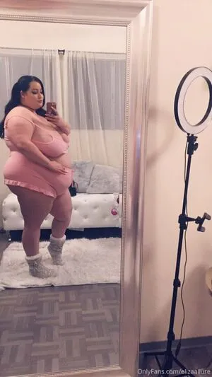 elizaallure / officialelizaallure фото голая #0030