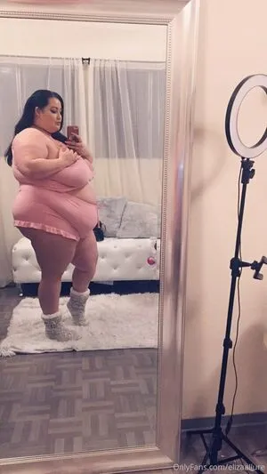elizaallure / officialelizaallure фото голая #0031