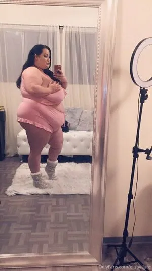 elizaallure / officialelizaallure фото голая #0032