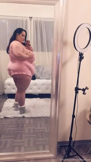 elizaallure / officialelizaallure фото голая #0033