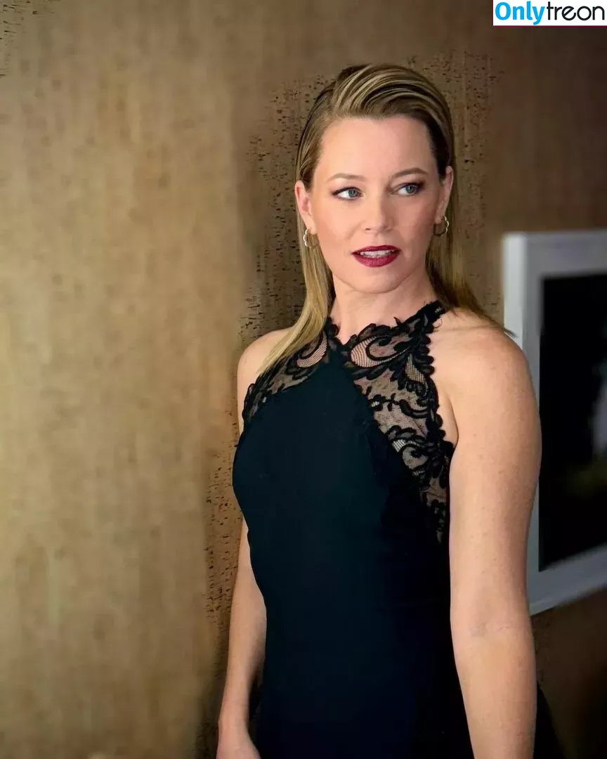 Elizabeth Banks голая photo #0035 (elizabethbanks / elizabethzaks)