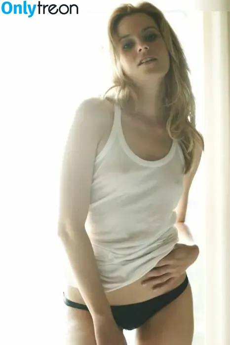 Elizabeth Banks голая photo #0270 (elizabethbanks)