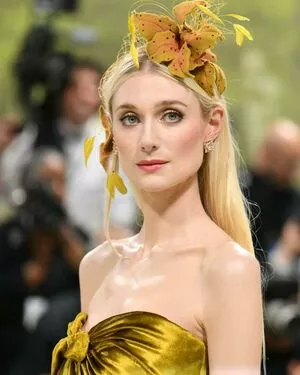 Elizabeth Debicki / elizabethdebickinators nude photo #0148