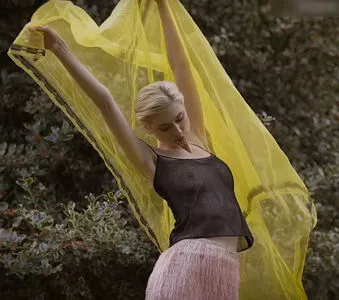 Elizabeth Debicki / elizabethdebickinators nude photo #0183