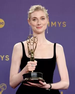 Elizabeth Debicki / elizabethdebickinators nude photo #0308