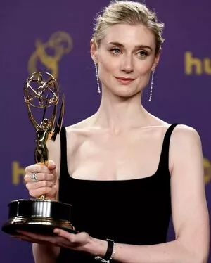 Elizabeth Debicki / elizabethdebickinators nude photo #0309