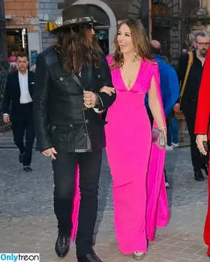 Elizabeth Hurley / elizabethhurley1 фото голая #1587