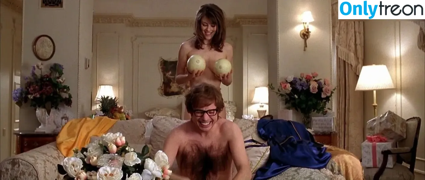 Elizabeth Jane Hurley nude photo #0107 (ElizabethHurley / elizabethhurleybeach)