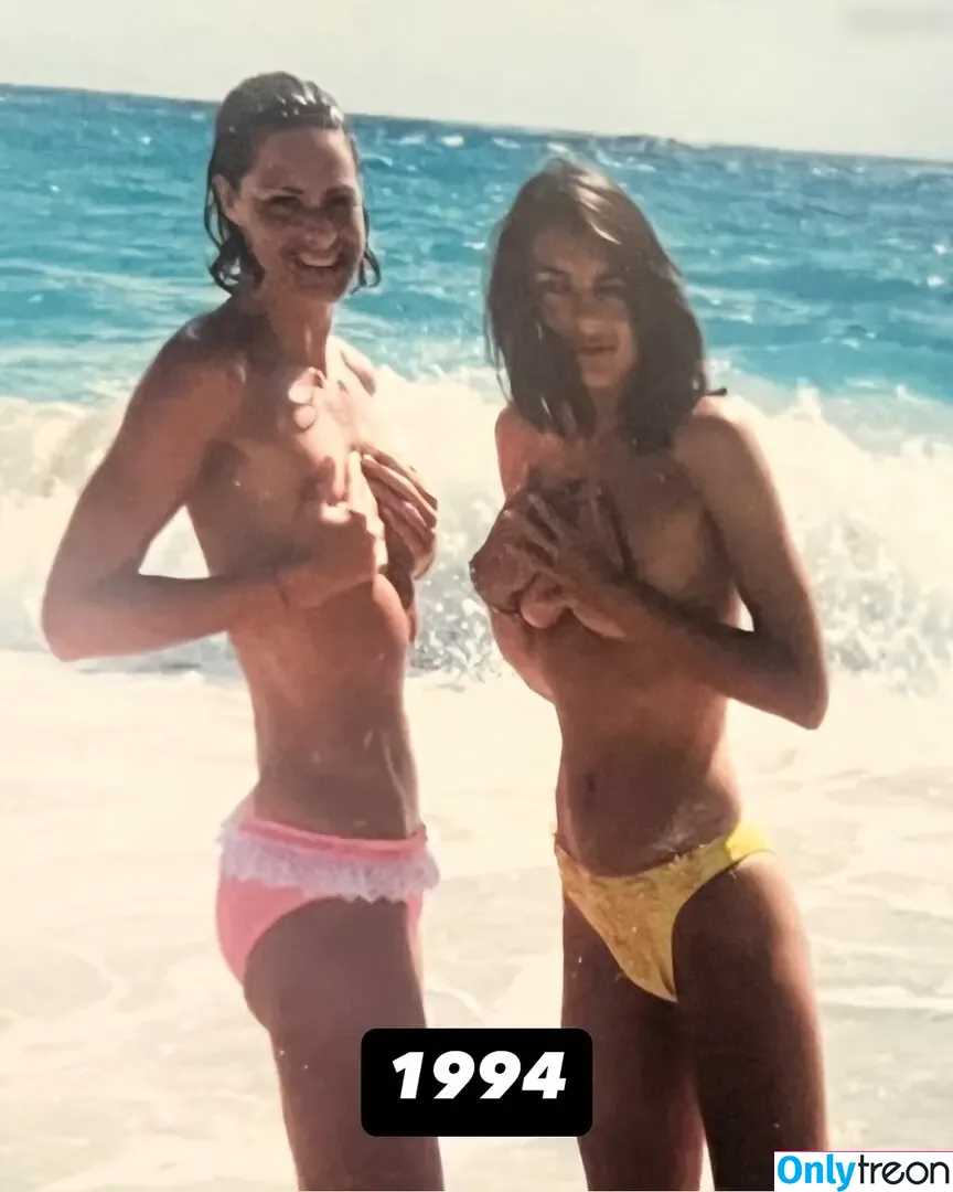 Elizabeth Jane Hurley nude photo #0266 (ElizabethHurley / elizabethhurleybeach)