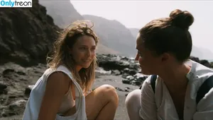 Elizabeth Olsen / elizabetholsendaily / lizabeth_olsen nude photo #2261