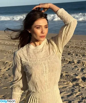 Elizabeth Olsen / elizabetholsendaily / lizabeth_olsen nude photo #2699