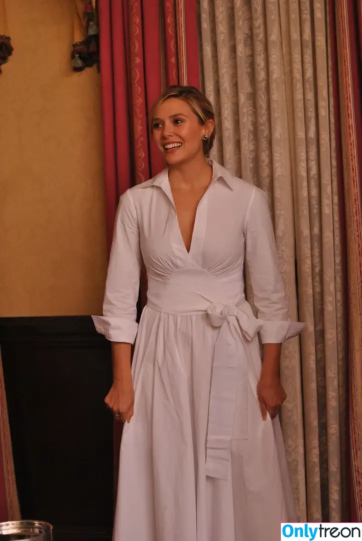Elizabeth Olsen nude photo #2548 (elizabetholsendaily / lizabeth_olsen)