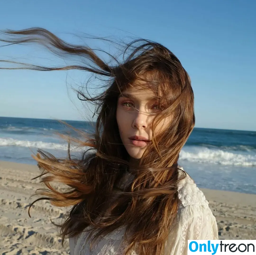 Elizabeth Olsen nude photo #2691 (elizabetholsendaily / lizabeth_olsen)