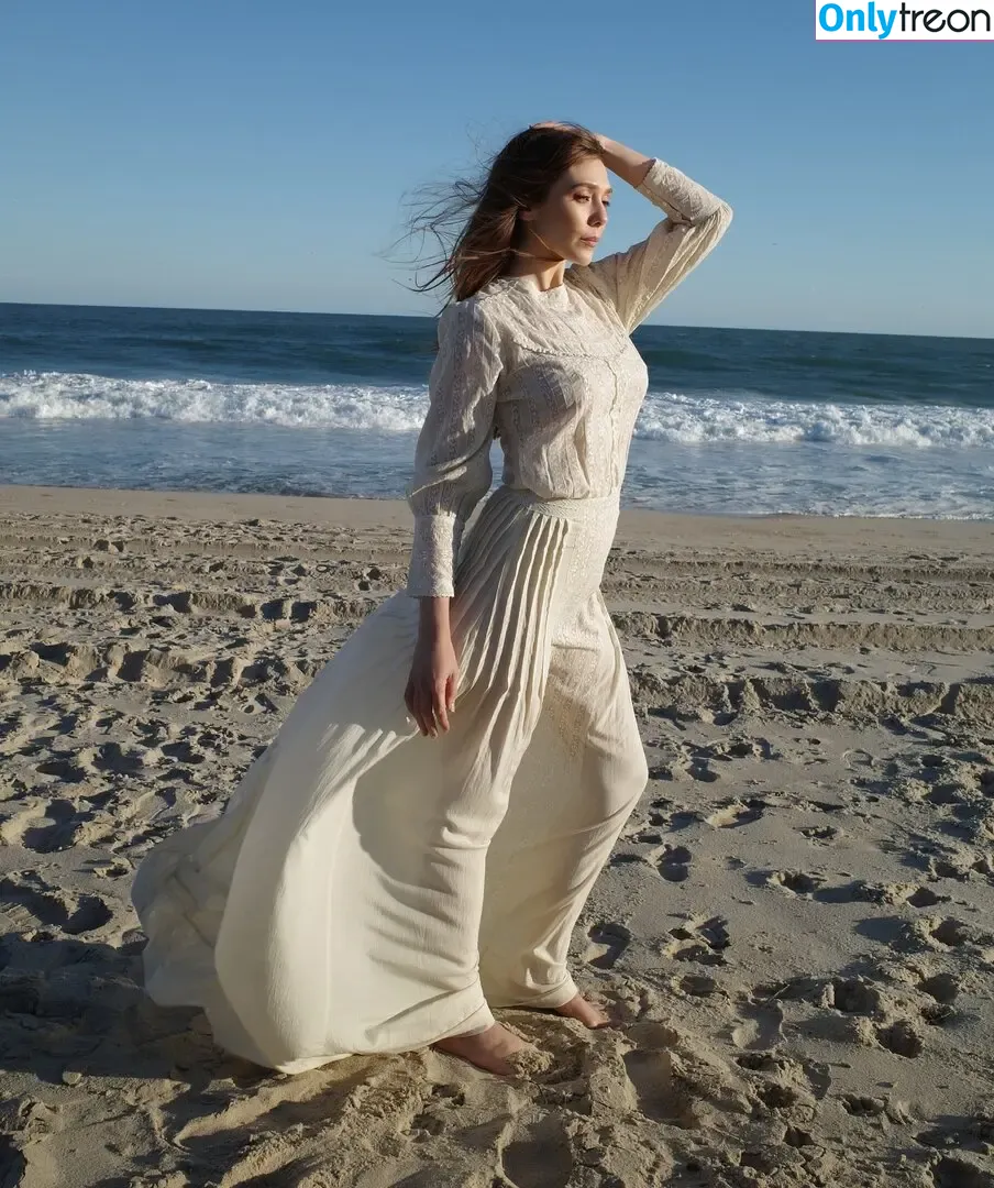 Elizabeth Olsen nude photo #2698 (elizabetholsendaily / lizabeth_olsen)