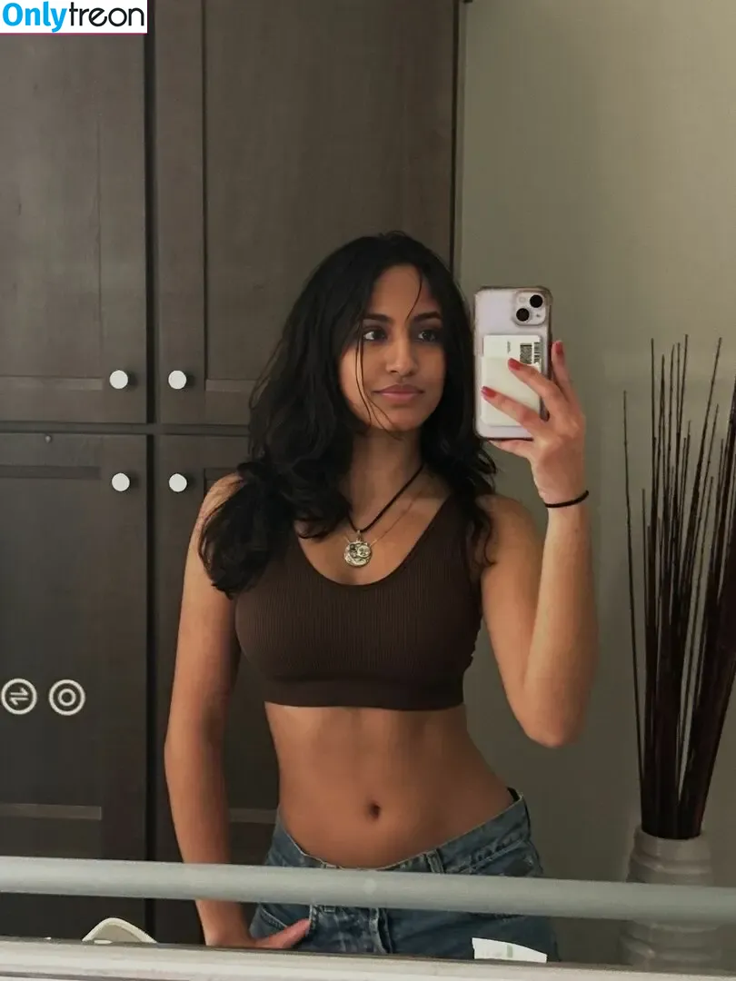 Elizabeth Philip nude photo #0010 (ElizabethPhilip / elizabethphilip0501)