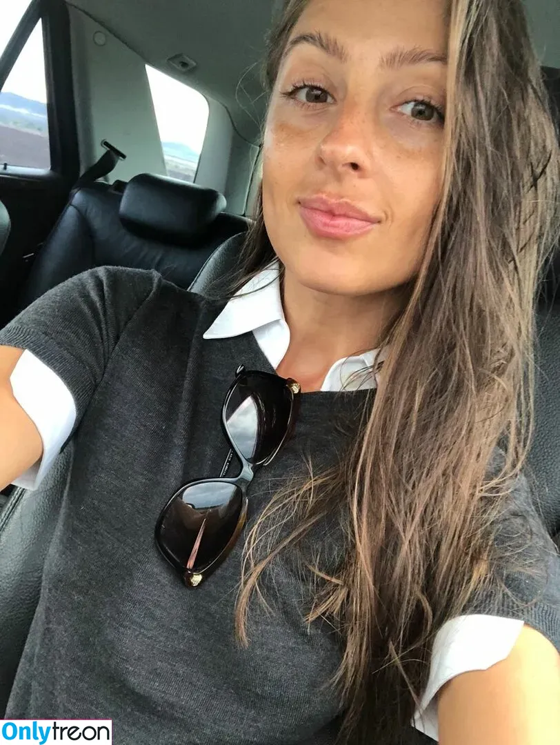 Elizabeth Sentbyeros nude photo #0009 (elizabeth42 / sentbyeros)