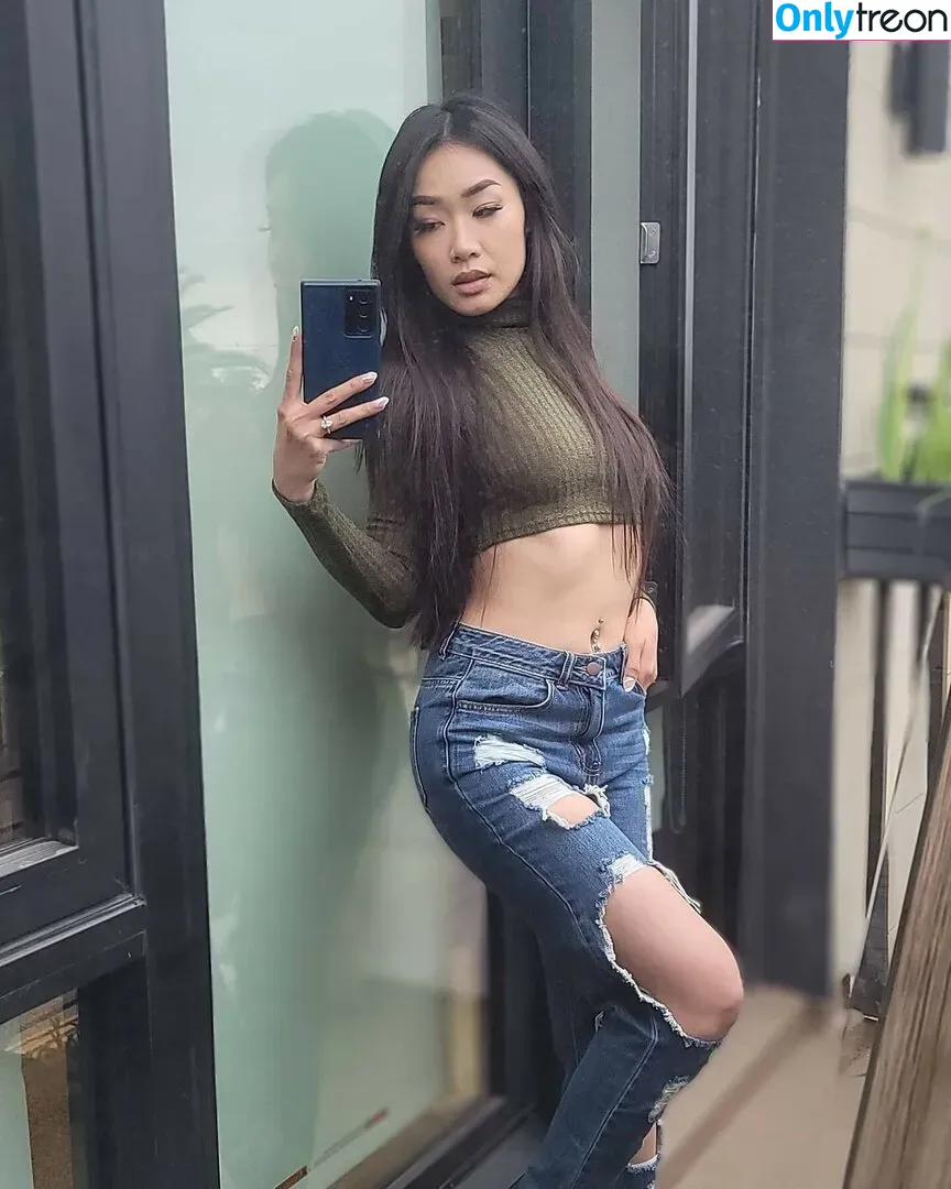 Elizabeth Tran nude photo #0038 (ImElizabethTran / elizabethtran / elizabethtran626)