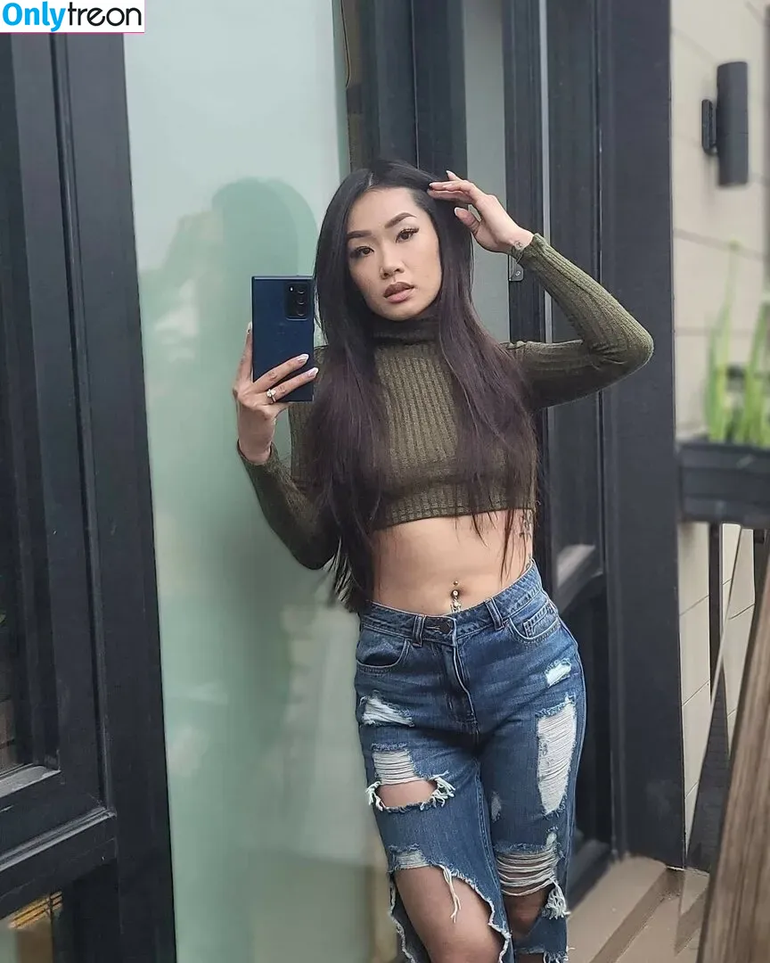 Elizabeth Tran nude photo #0039 (ImElizabethTran / elizabethtran / elizabethtran626)