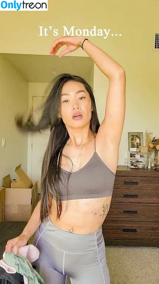 Elizabeth Tran nude photo #0098 (ImElizabethTran / elizabethtran / elizabethtran626)