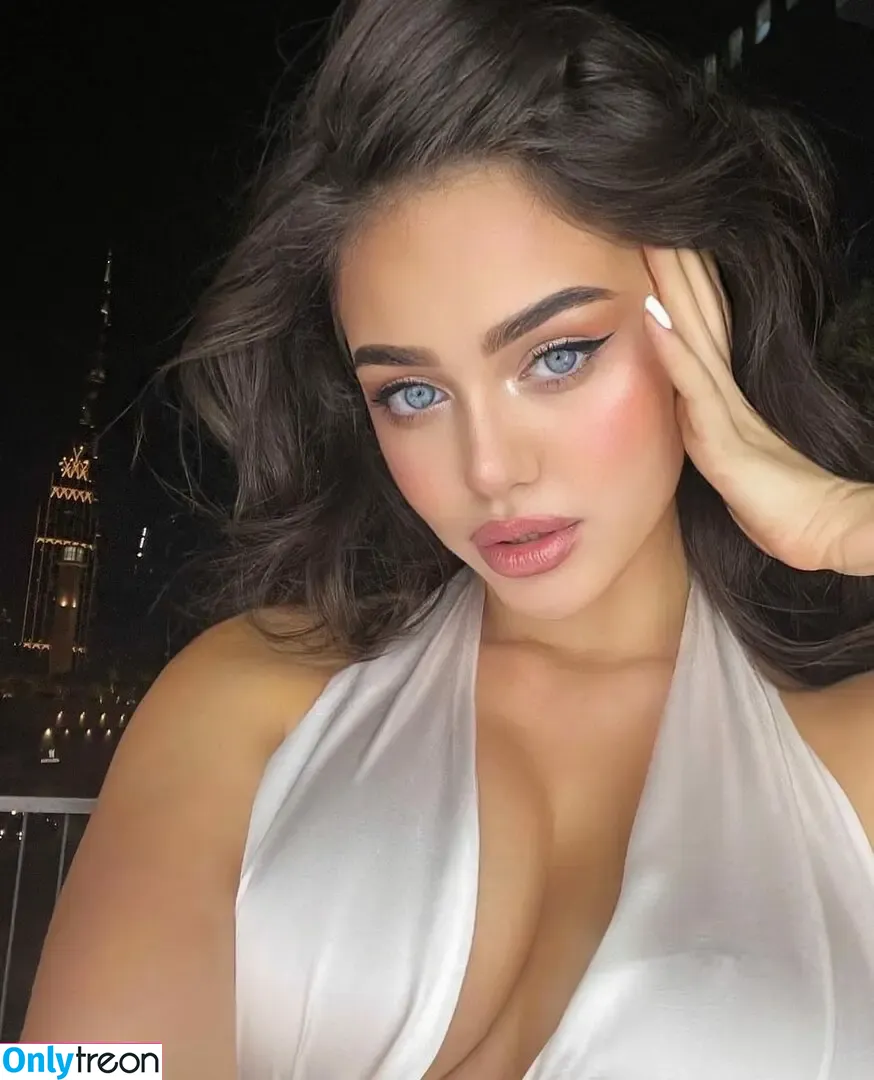 elizavetabom голая photo #0009 (elizavetabom)