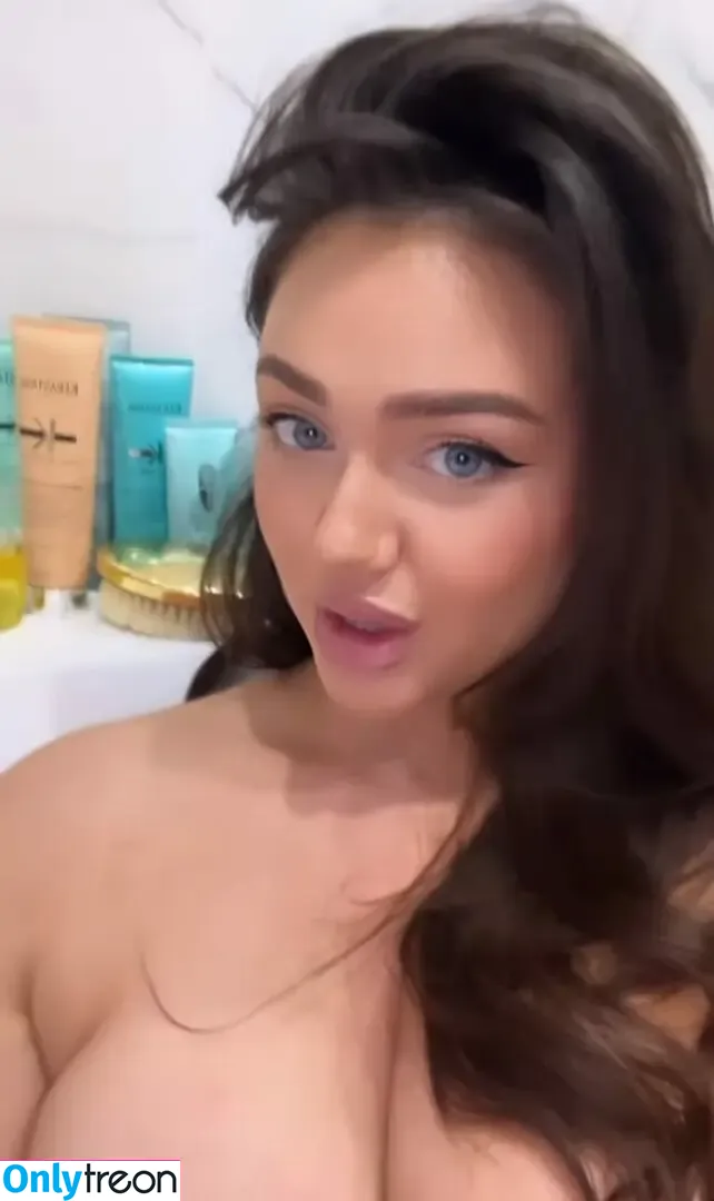 elizavetabom голая photo #0014 (elizavetabom)
