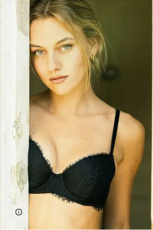 Ella Kernkamp / ellakernkamp nude photo #0013