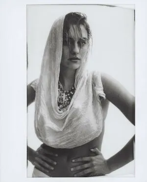 Ella Kernkamp / ellakernkamp nude photo #0039