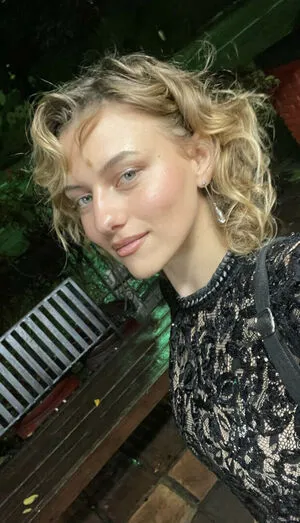 Ella Kernkamp / ellakernkamp nude photo #0043