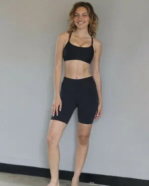 Ella Kernkamp / ellakernkamp nude photo #0077