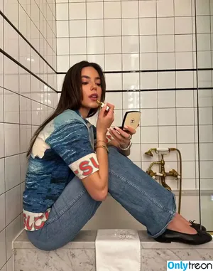 Ella Mendelsohn / ellamendelsohn nude photo #1251