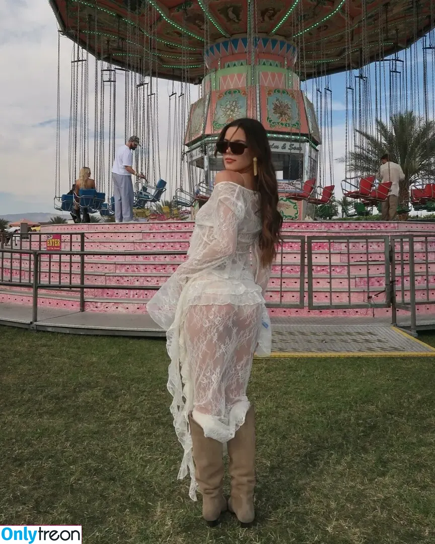 Ella Mendelsohn голая photo #1152 (ellamendelsohn)