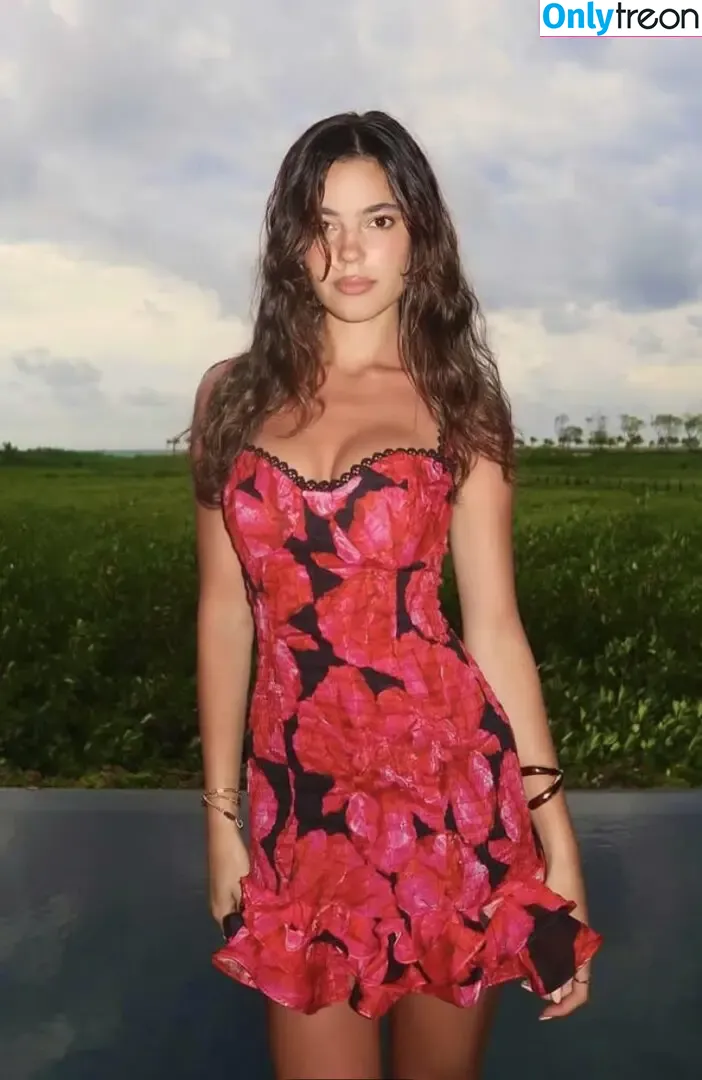 Ella Mendelsohn nude photo #1275 (ellamendelsohn)