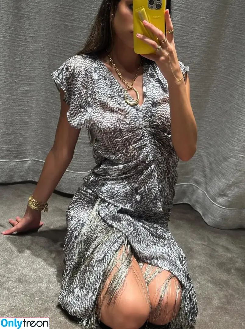Ella Mendelsohn nude photo #1589 (ellamendelsohn)