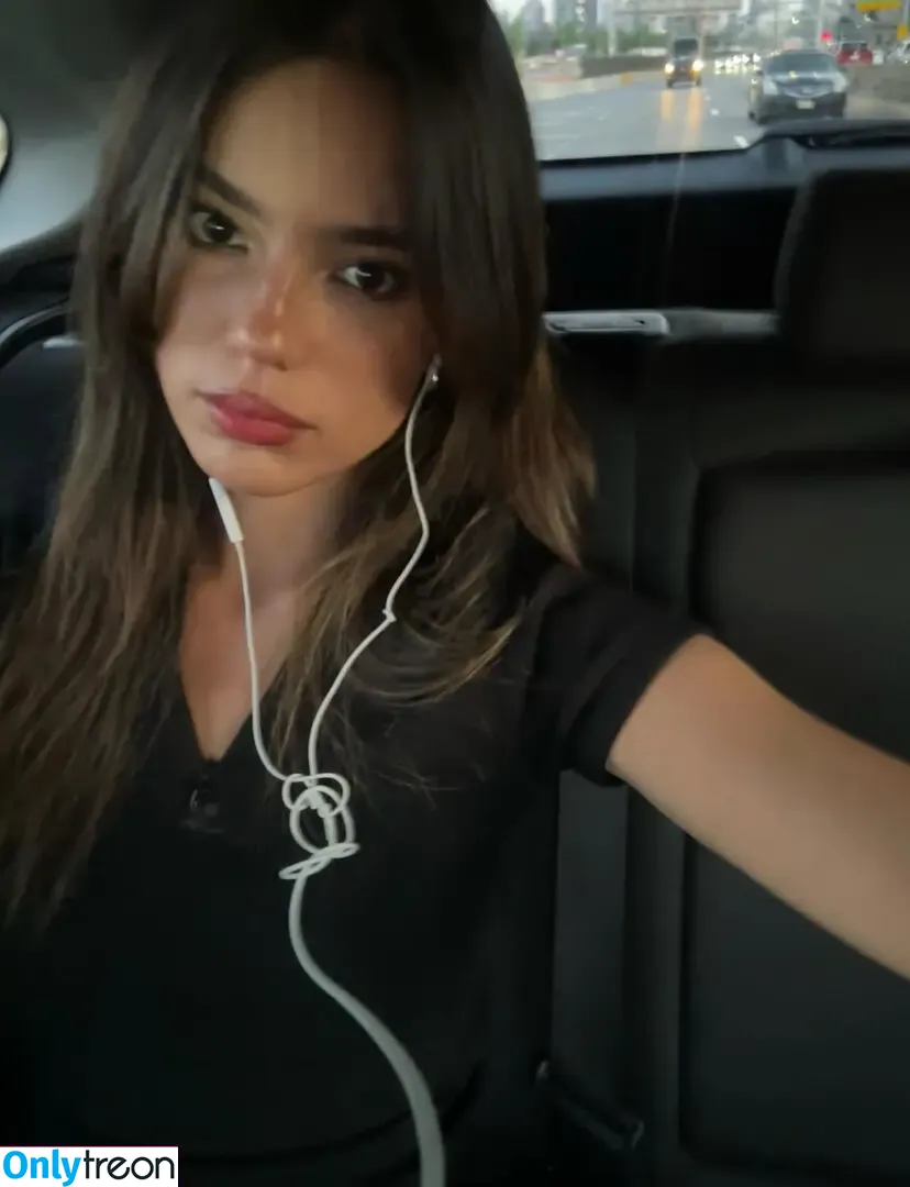 Ella Mendelsohn голая photo #1605 (ellamendelsohn)