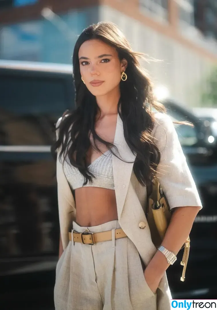 Ella Mendelsohn голая photo #1839 (ellamendelsohn)