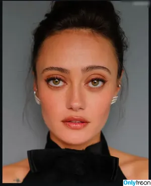 Ella Purnell / GRAYLINGPURNELL / ella_purnell nude photo #0669