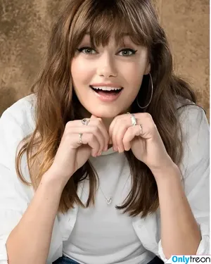 Ella Purnell / GRAYLINGPURNELL / ella_purnell nude photo #0676