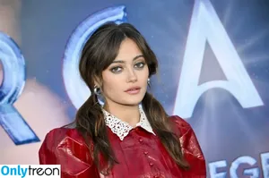 Ella Purnell / GRAYLINGPURNELL / ella_purnell nude photo #0767