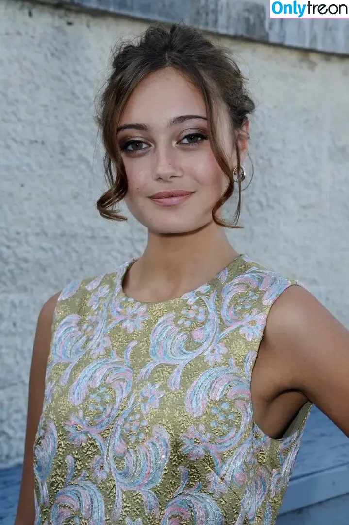 Ella Purnell nude photo #0819 (GRAYLINGPURNELL / ella_purnell)