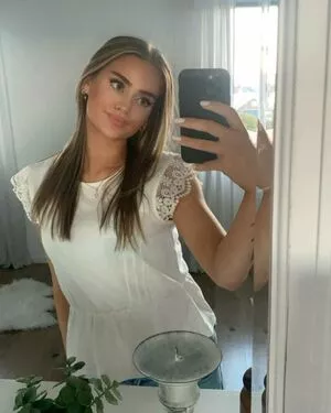 Ellaaaabergztrom / Ella Bergström / ellaaabergztrom nude photo #0040