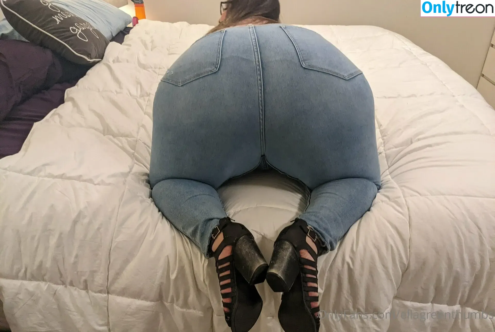 ellagreenthumbs nude photo #0035 (ellagreenthumbs)