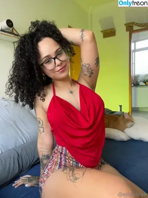 ellaxblair / itsellablair nude photo #0002