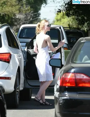 Elle Fanning / ellefanning фото голая #2674