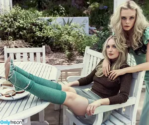 Elle Fanning / ellefanning nude photo #3221