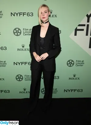 Elle Fanning / ellefanning nude photo #3255