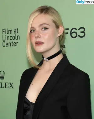 Elle Fanning / ellefanning nude photo #3258