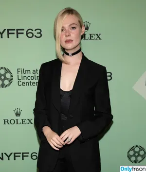 Elle Fanning / ellefanning nude photo #3262