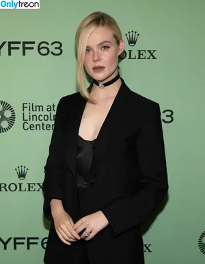 Elle Fanning / ellefanning nude photo #3263