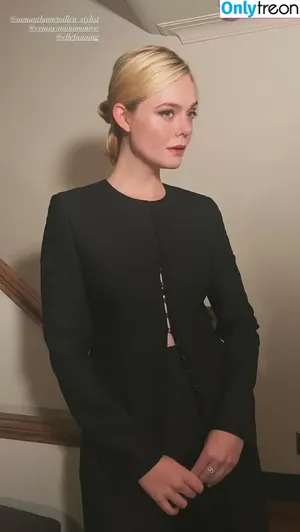 Elle Fanning / ellefanning nude photo #3300