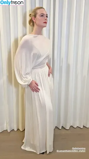 Elle Fanning / ellefanning nude photo #3319